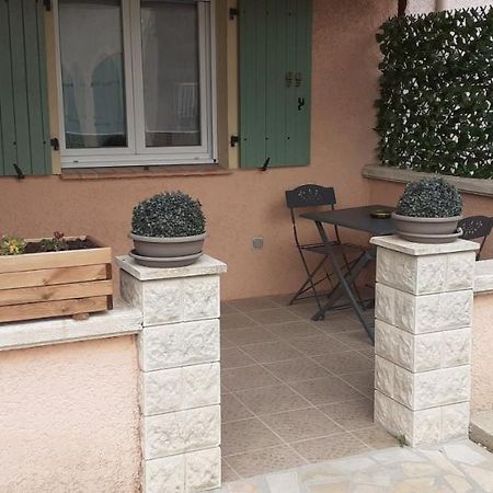 Willa Maisonnette Au Pied De La Garrigue Bernis Zewnętrze zdjęcie