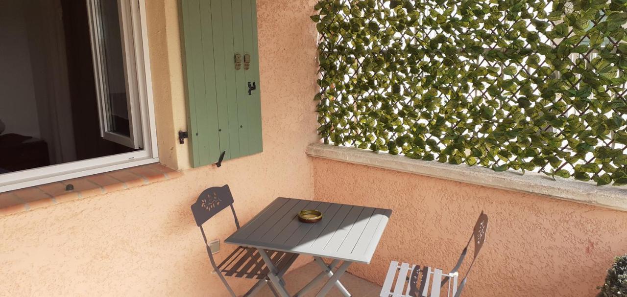 Willa Maisonnette Au Pied De La Garrigue Bernis Zewnętrze zdjęcie