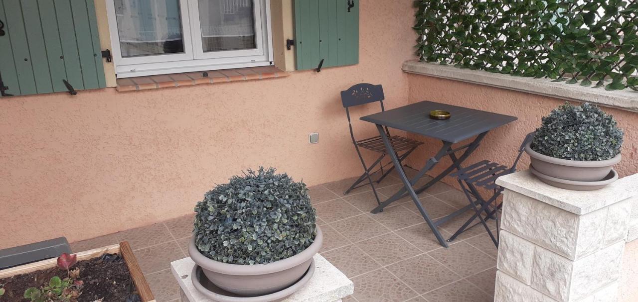 Willa Maisonnette Au Pied De La Garrigue Bernis Zewnętrze zdjęcie