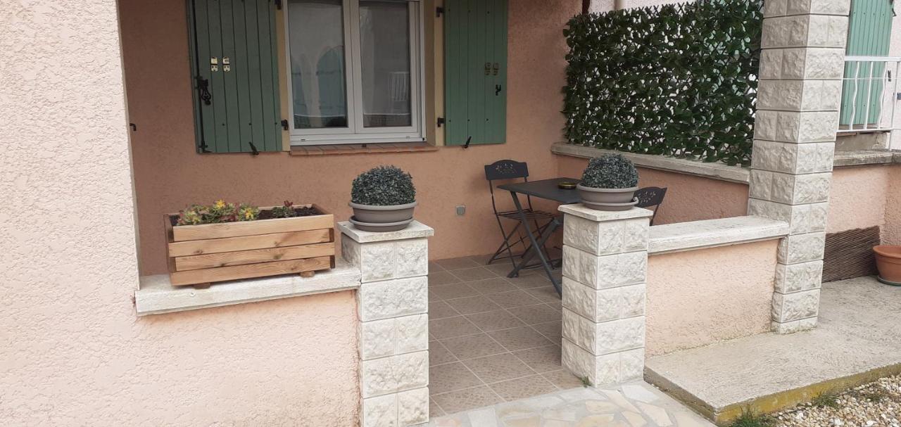 Willa Maisonnette Au Pied De La Garrigue Bernis Zewnętrze zdjęcie